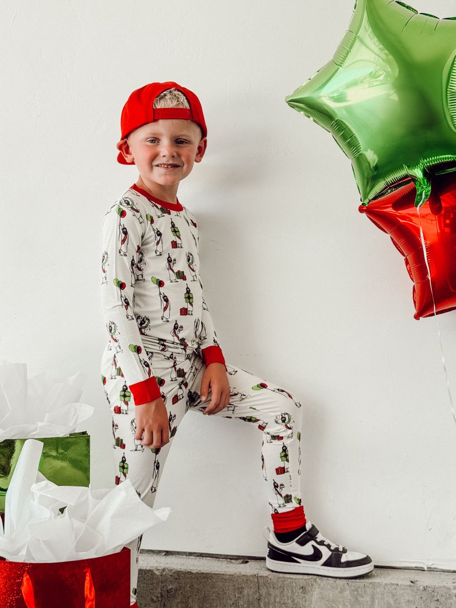 The King is Born 2 Piece Pajama Set