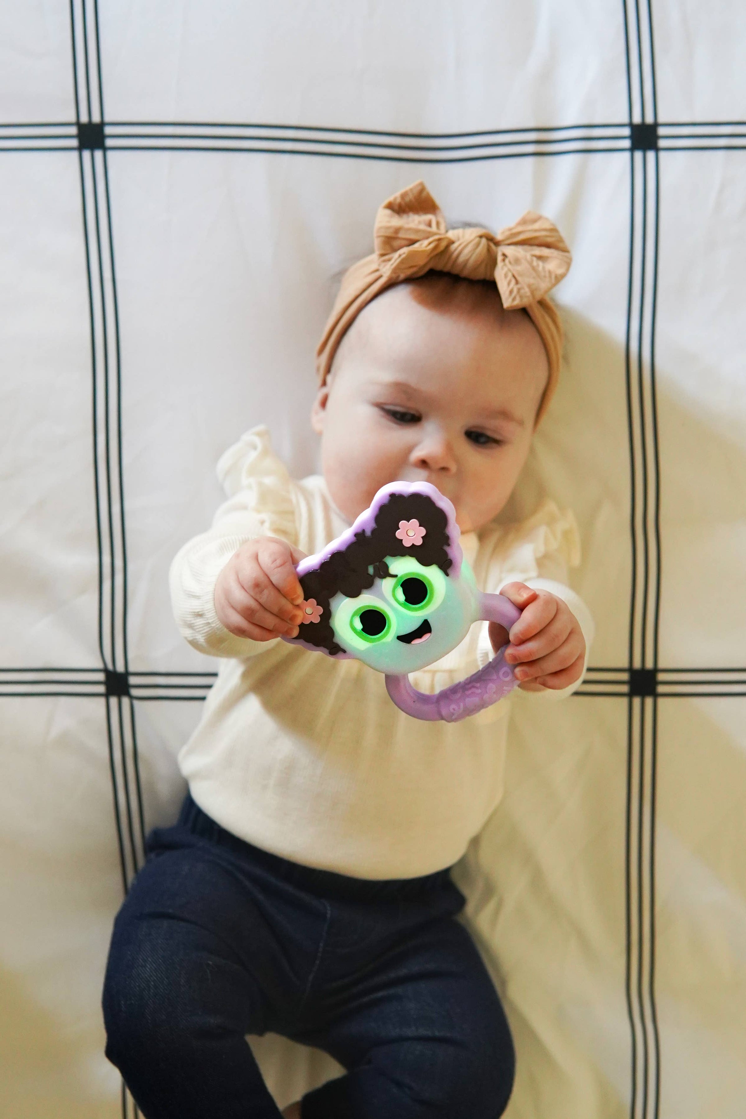 Glo Pals Light Up Rattle - Lumi