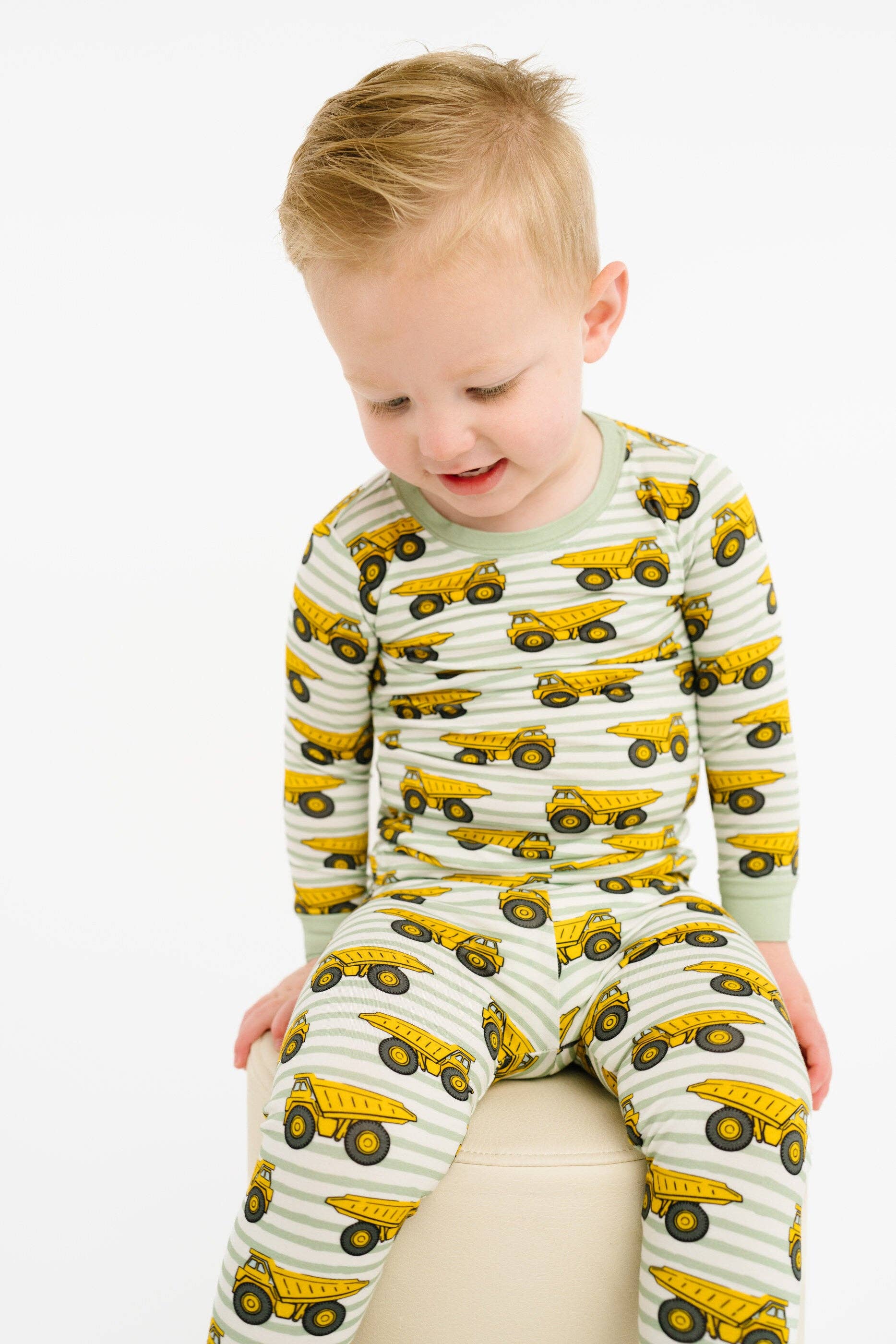 Dump Trucks Bamboo 2 Piece Set