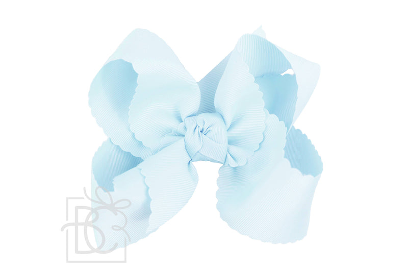 Scalloped Edge Bow