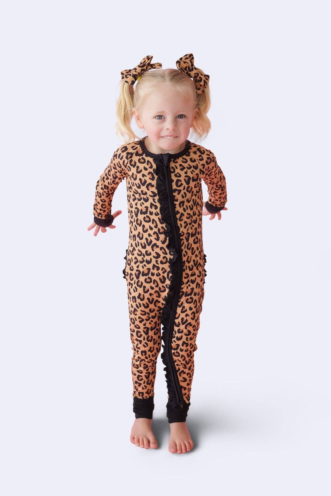 LEOPARD DREAM RUFFLE SLEEPER