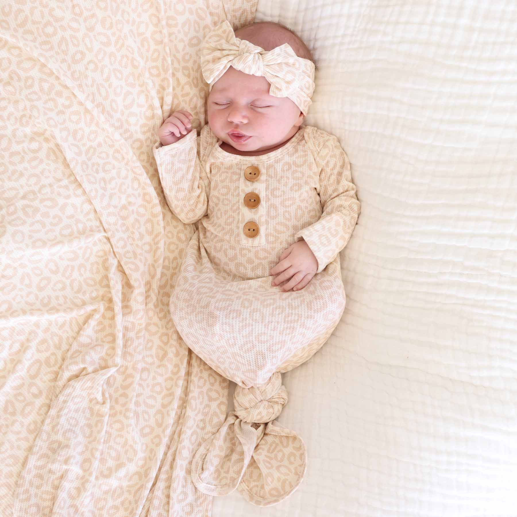 Lovely Leopard Bamboo Waffle Baby Knot Gown & Hat Set