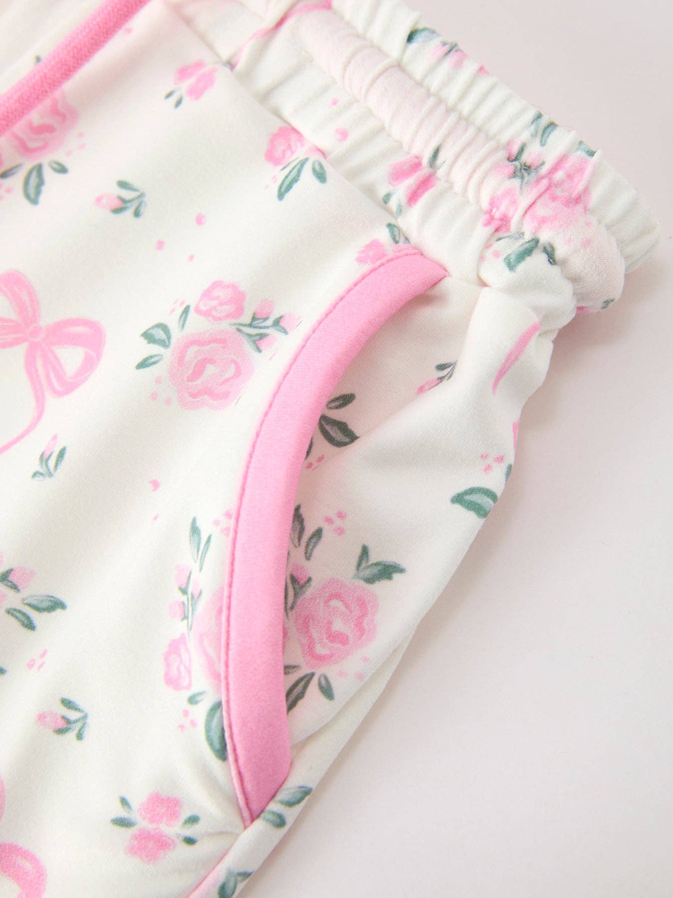 Rose Bow Scallop Short Set