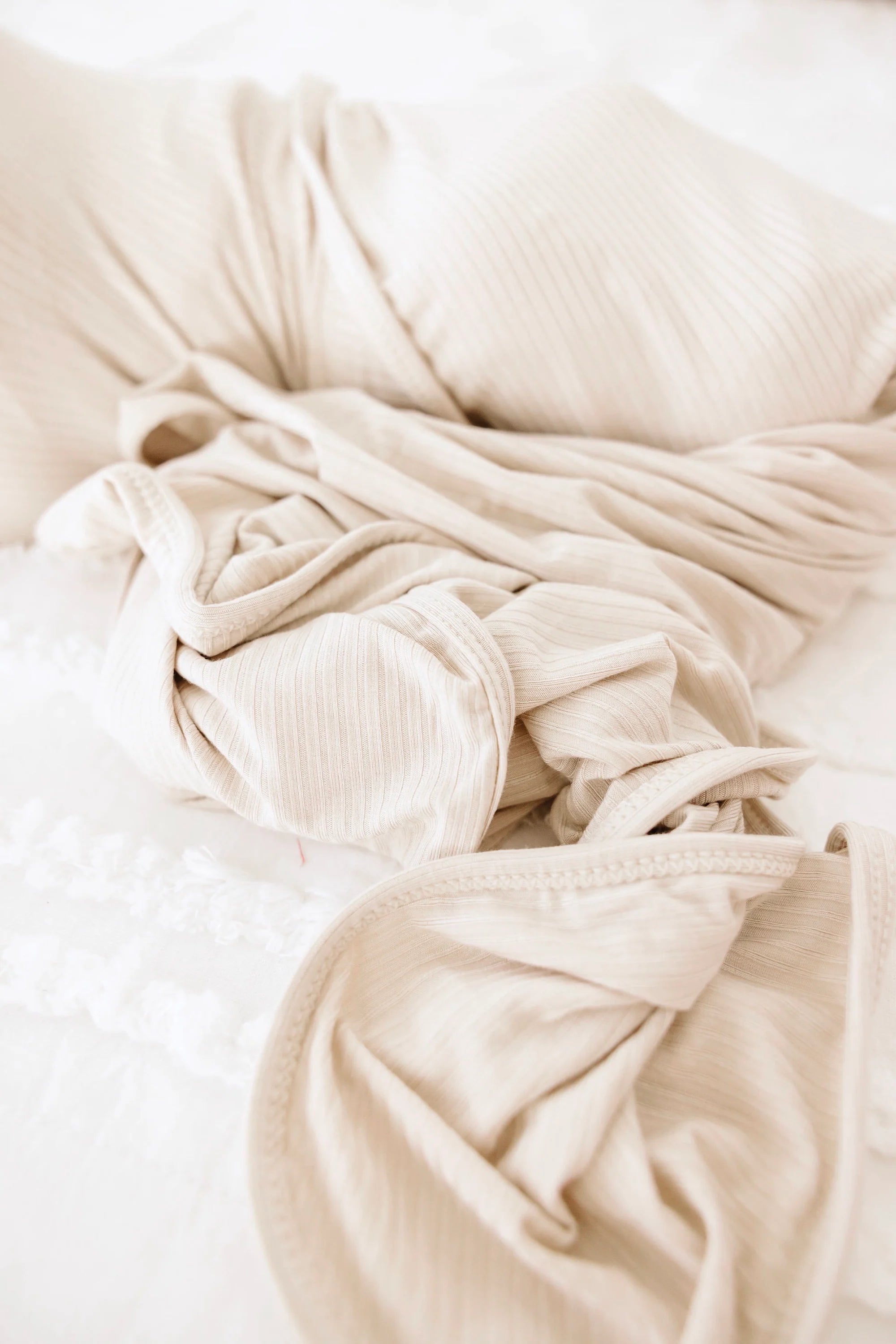 Cove Ribbed Swaddle Blanket - Regular Luxe (48x48 Inches)