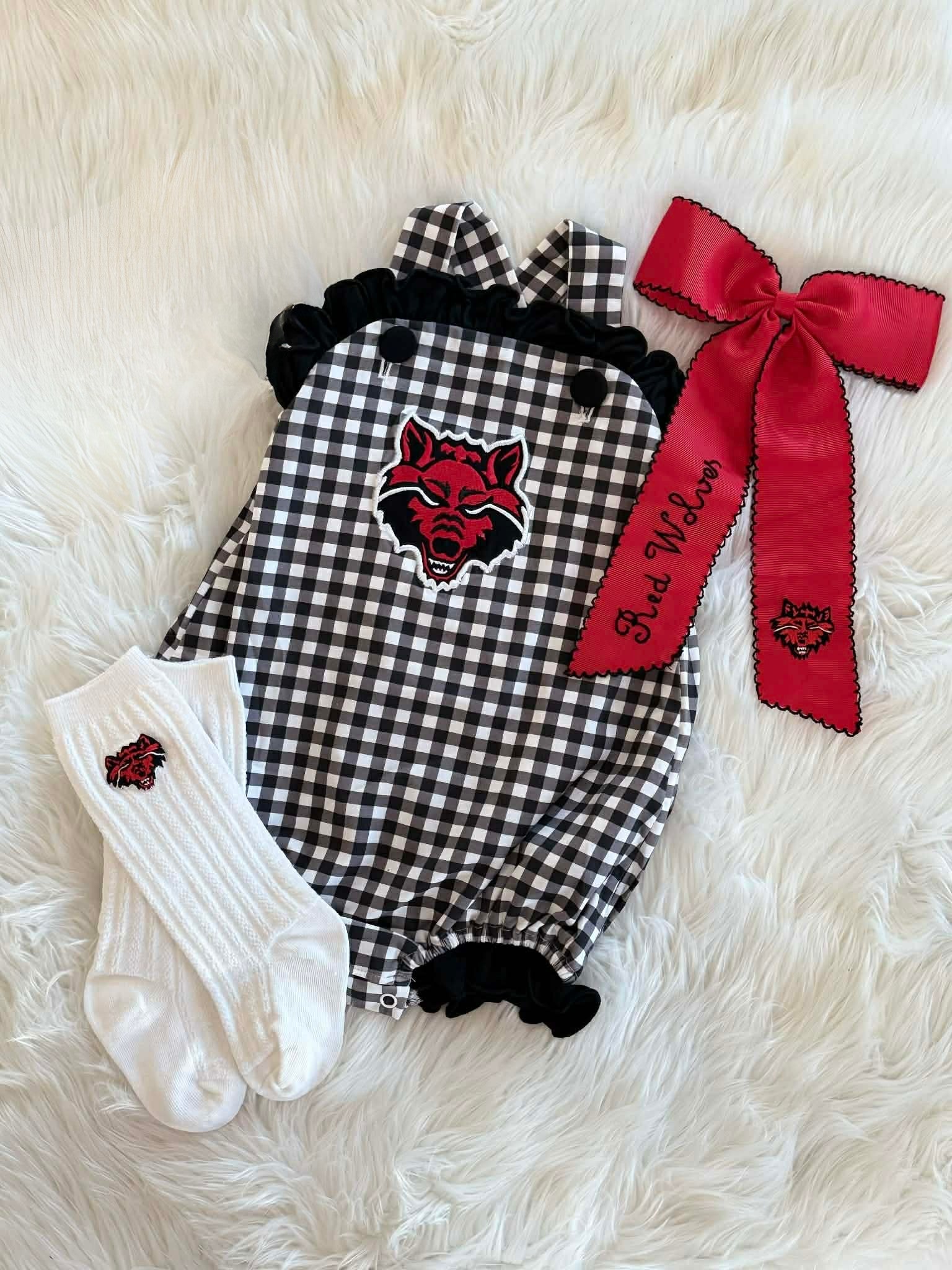 Red Wolves Gingham Bubble