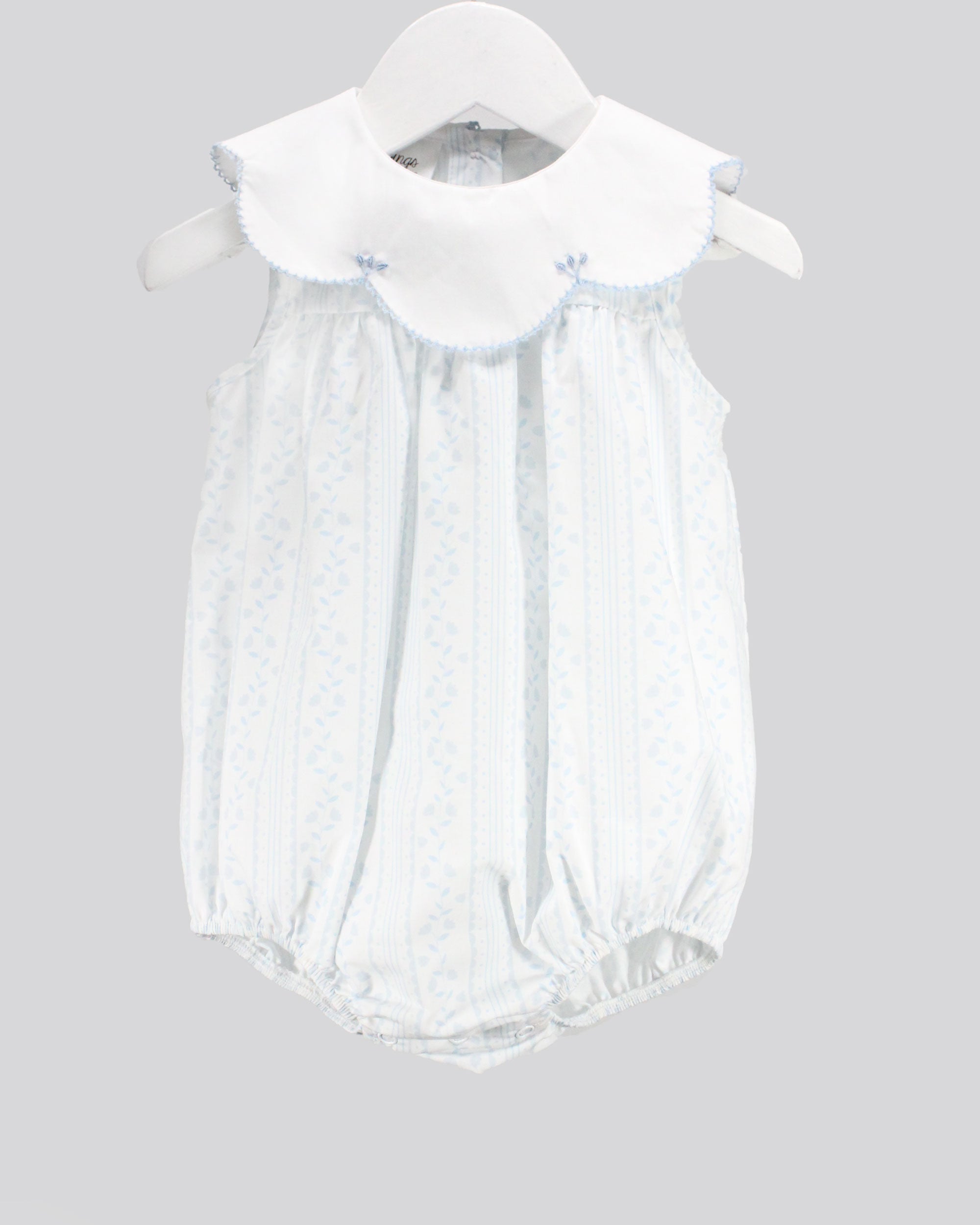 Scalloped Blue Aria Bubble