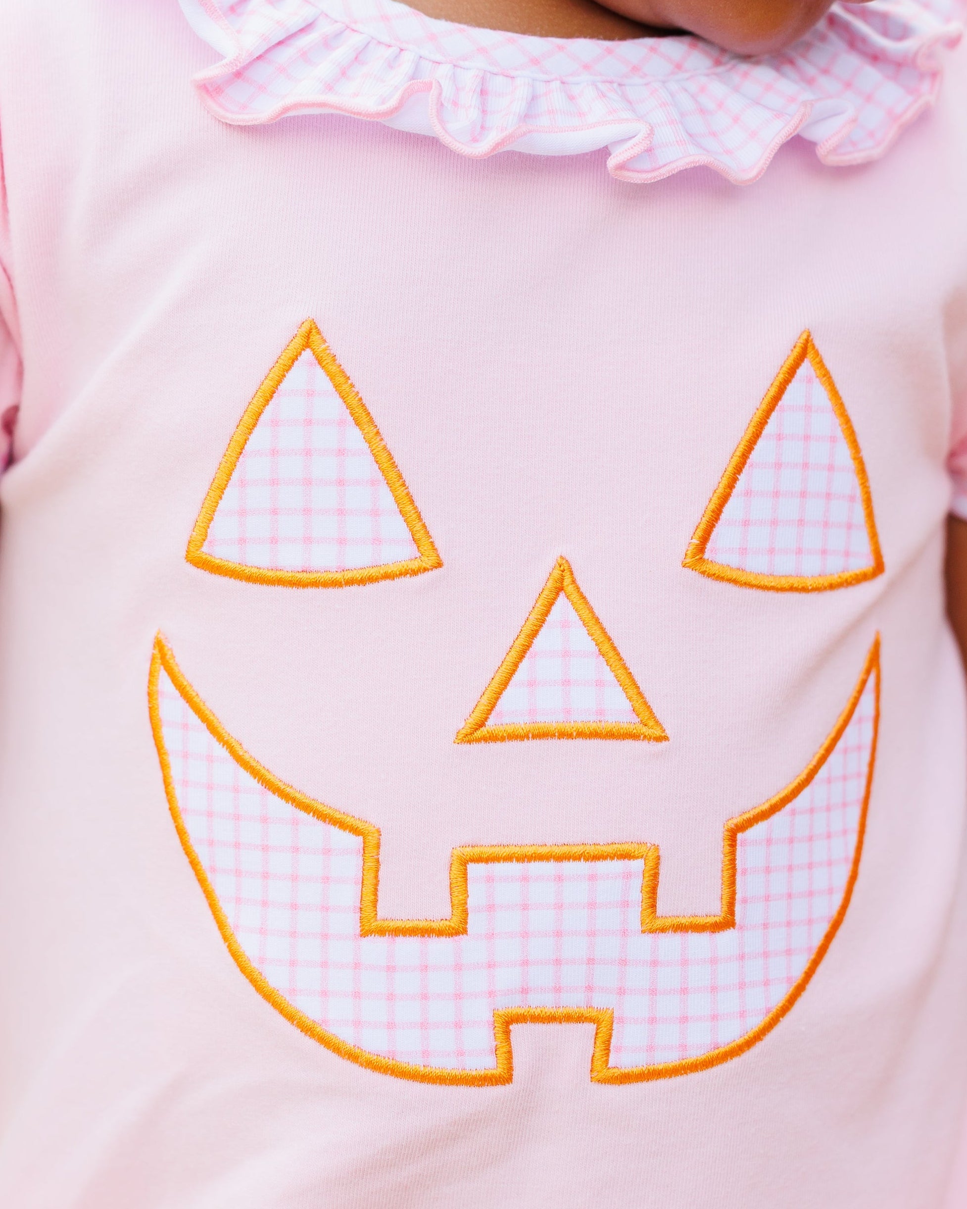 Carving Cutie Ruffle Bubble
