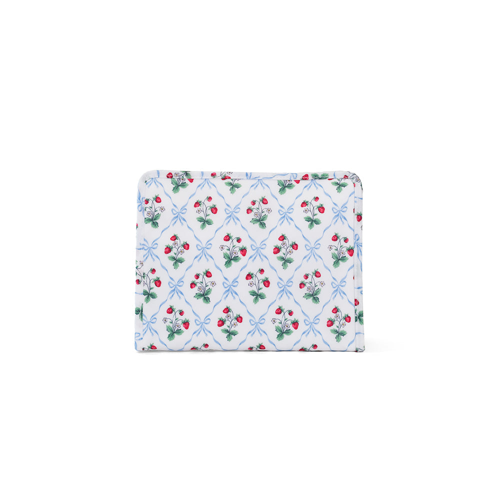 ROADIE LARGE Zip Pouch - BERRY NICE
