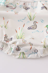 Duck Pond Bow Ruffle Bubble