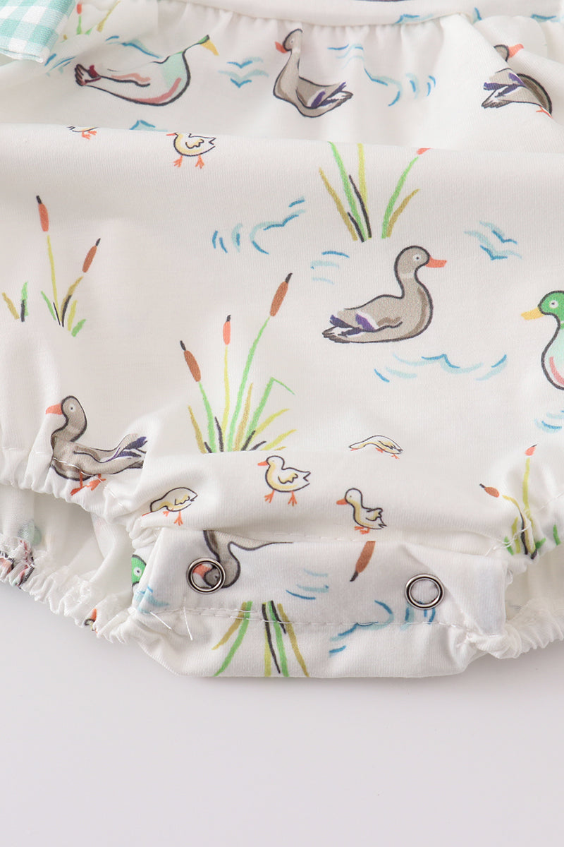 Duck Pond Bow Ruffle Bubble