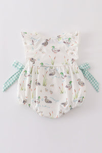 Duck Pond Bow Ruffle Bubble