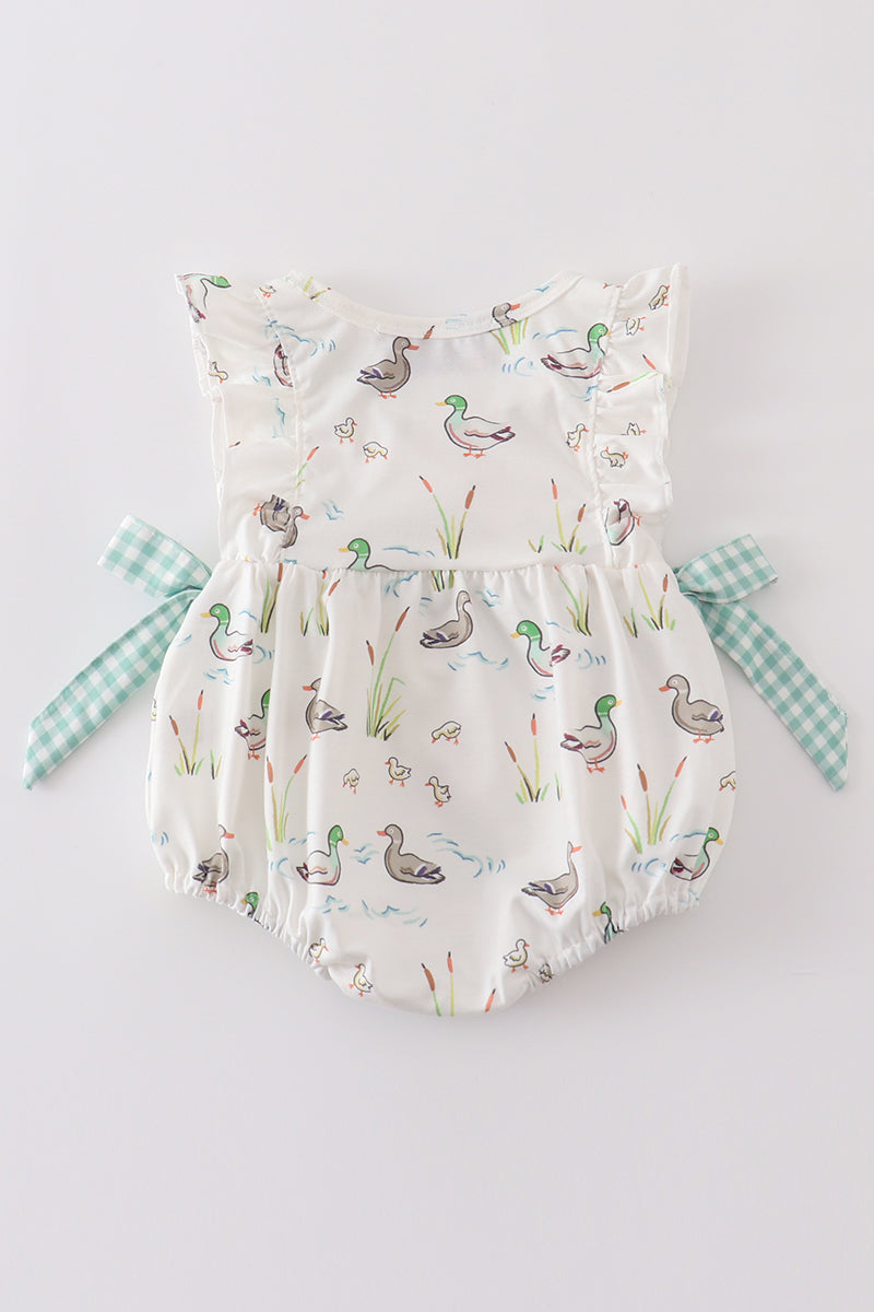 Duck Pond Bow Ruffle Bubble