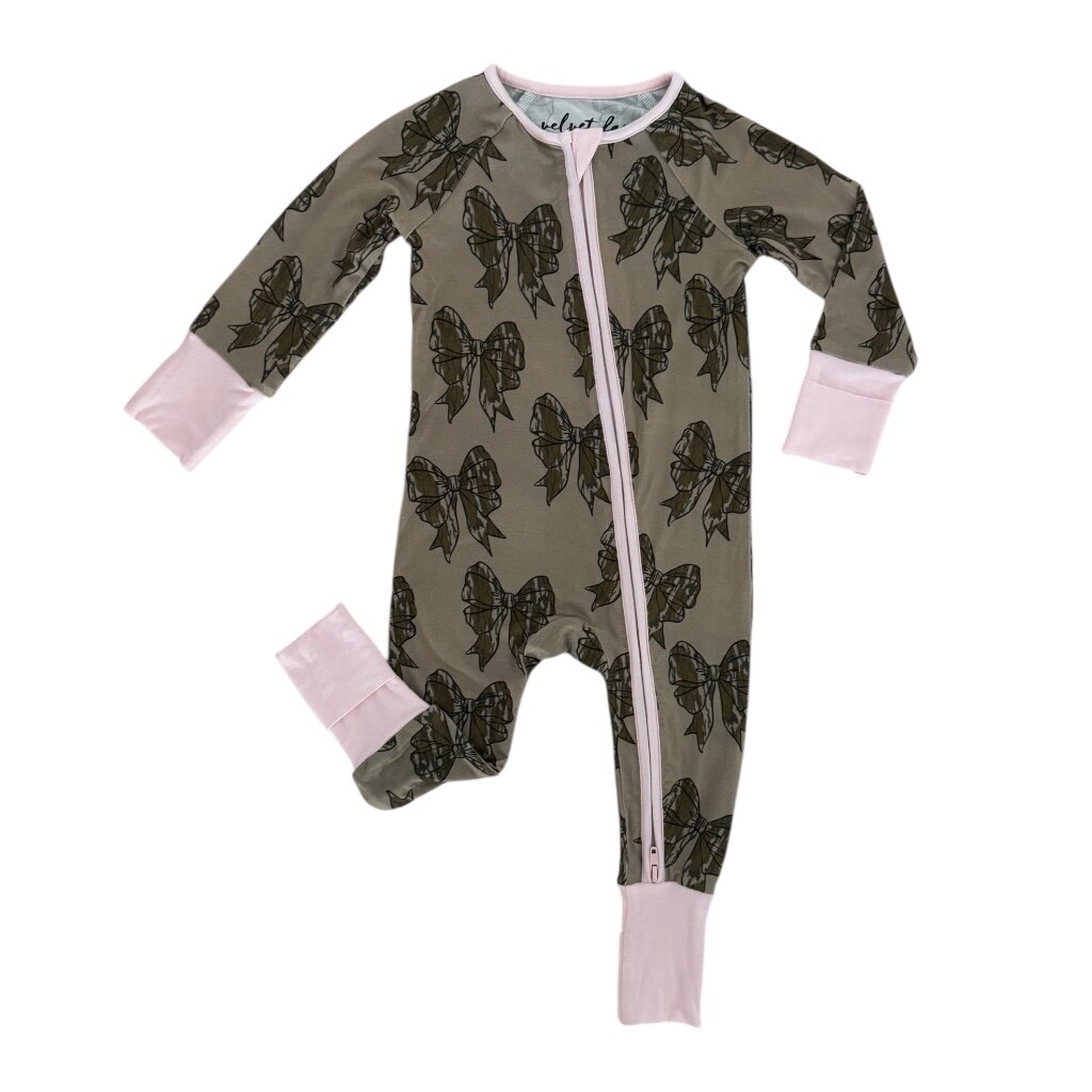 Bamboo Zipper Pajama - Mossy Oak® Original Bottomland® Bows