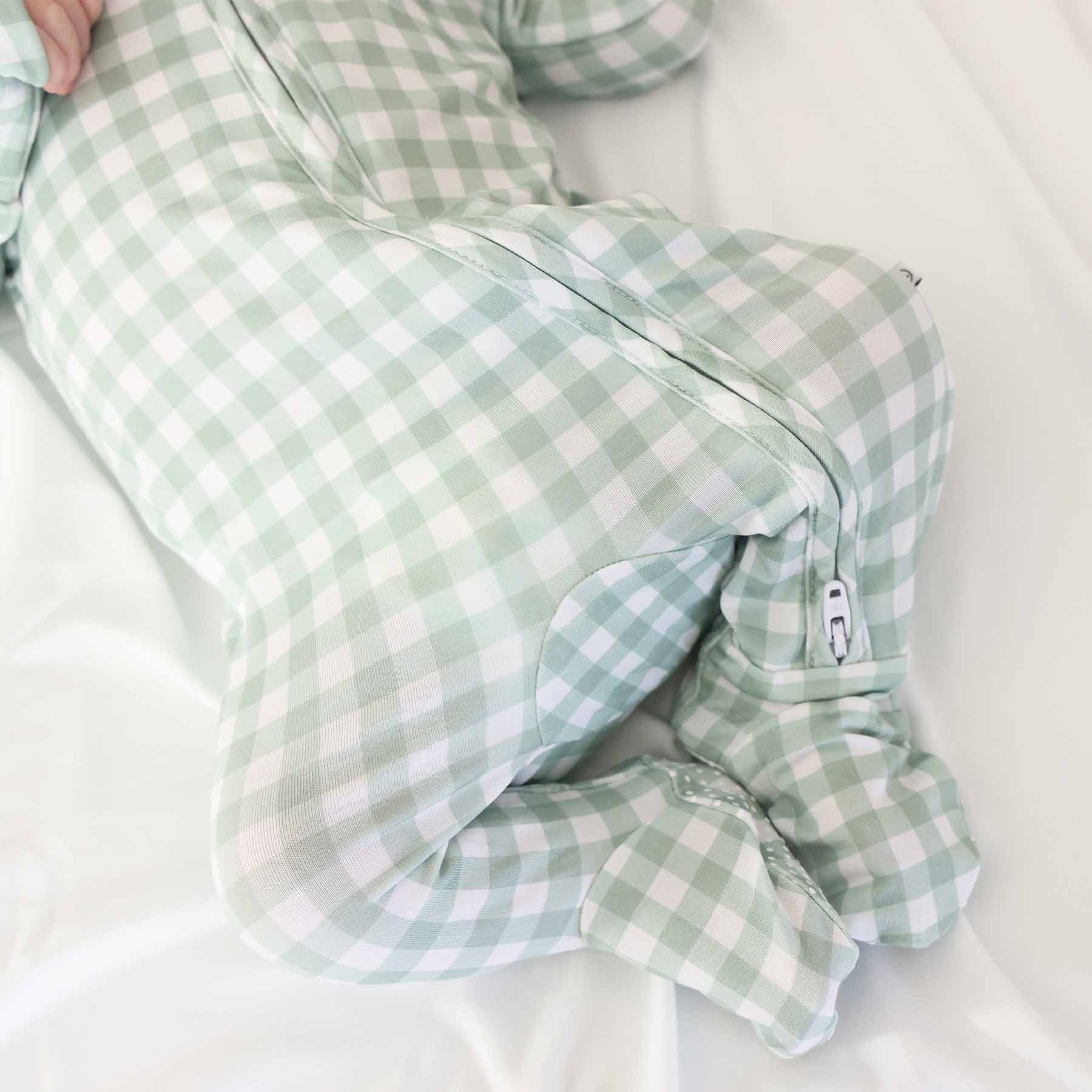 Peter Pan Collar Zipper Footie