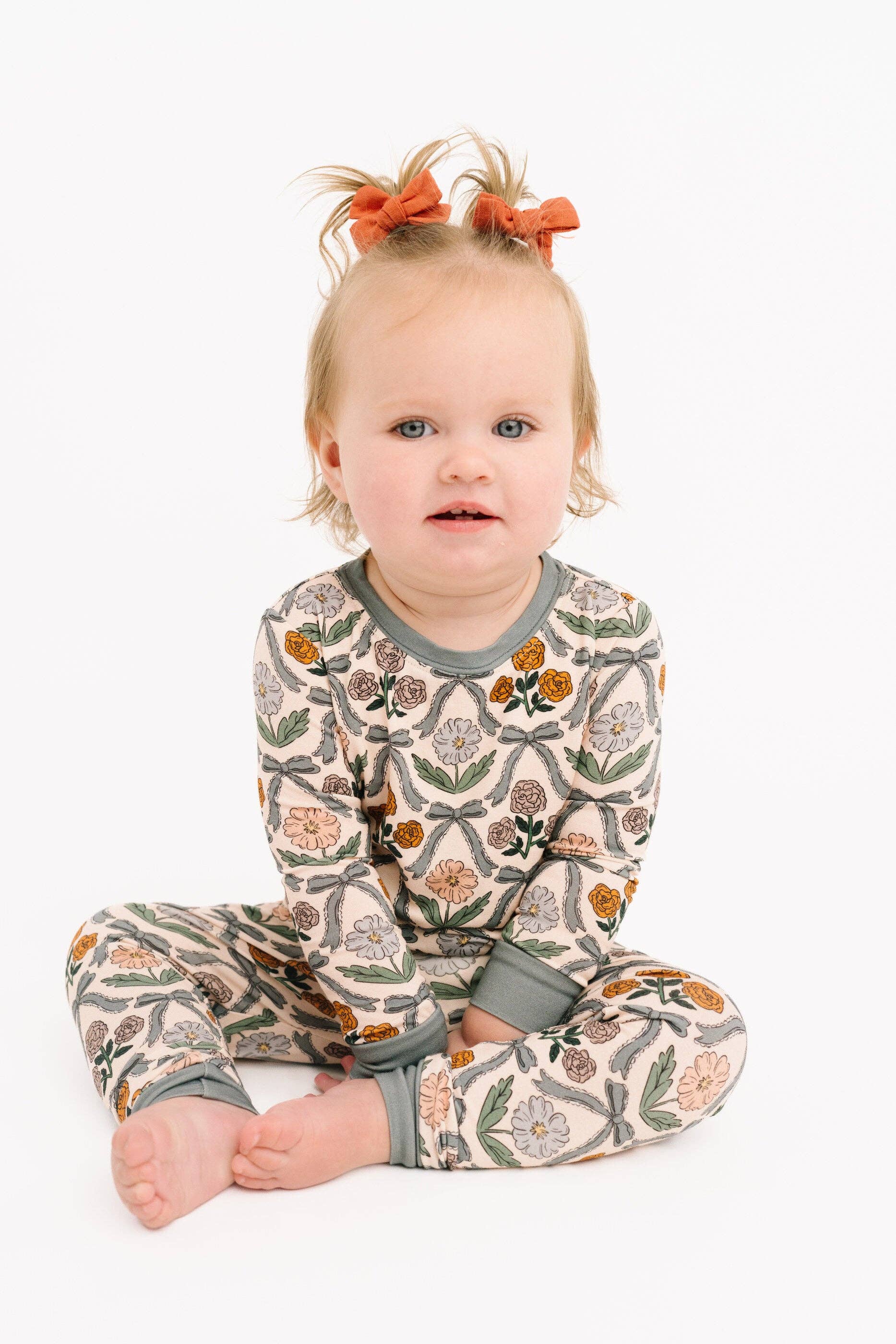 Cottage Bow Bamboo Set