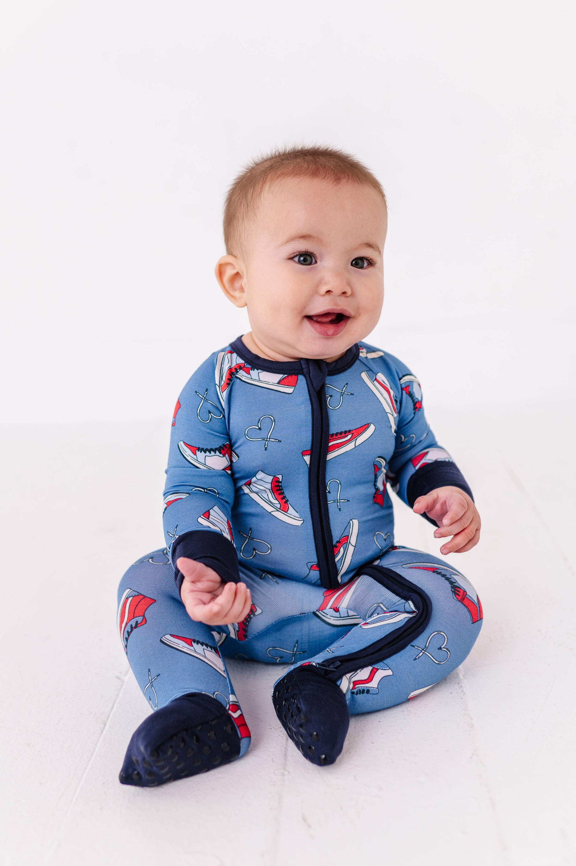 Sneaker Sweethearts Convertible Sleeper