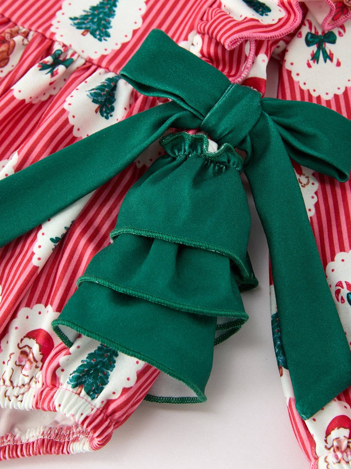 Christmas Santa Print Ruffle Bubble Romper