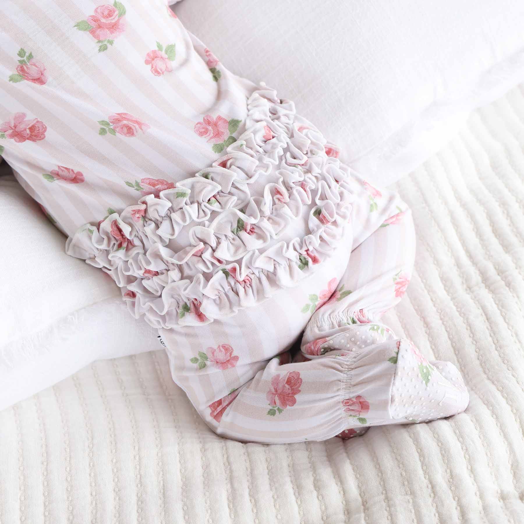 Rosy & Cozy Ruffle Zipper Footie