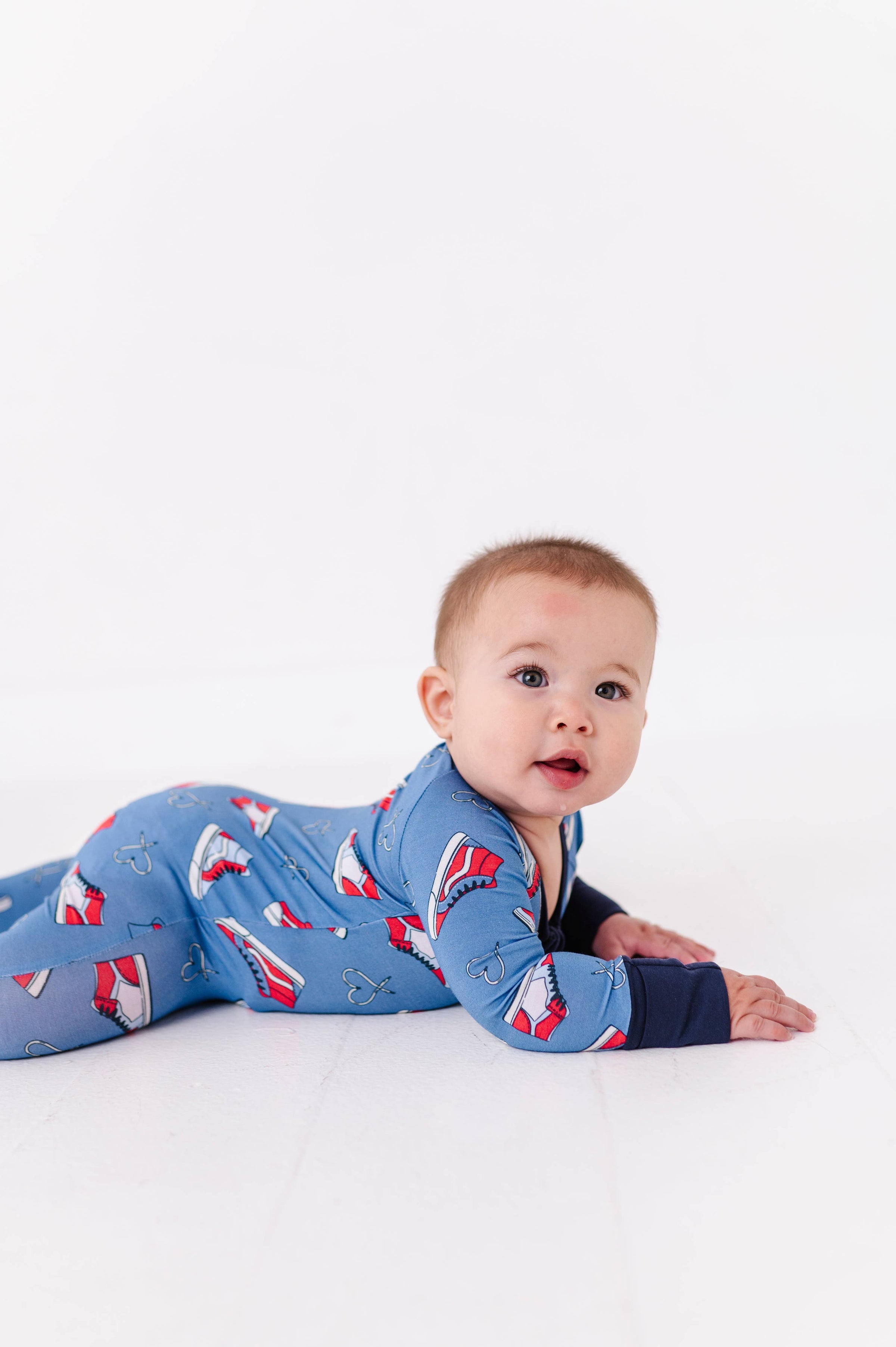 Sneaker Sweethearts Convertible Sleeper