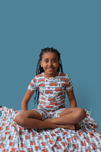 FIRETRUCK FRENZY DREAM SHORT SET