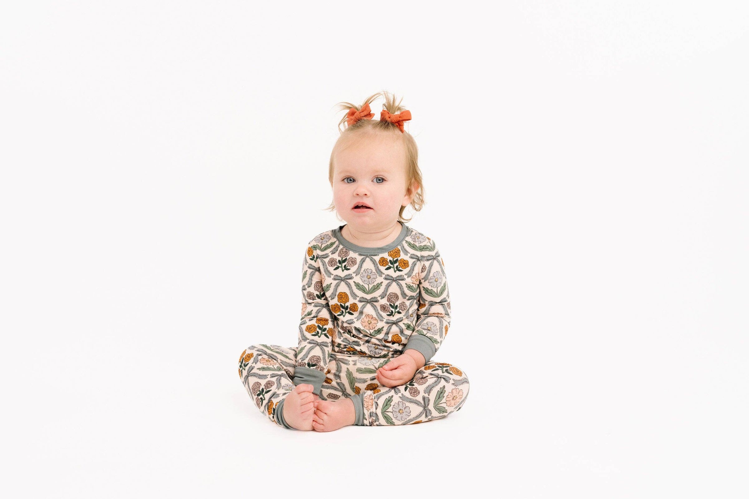 Cottage Bow Bamboo Set