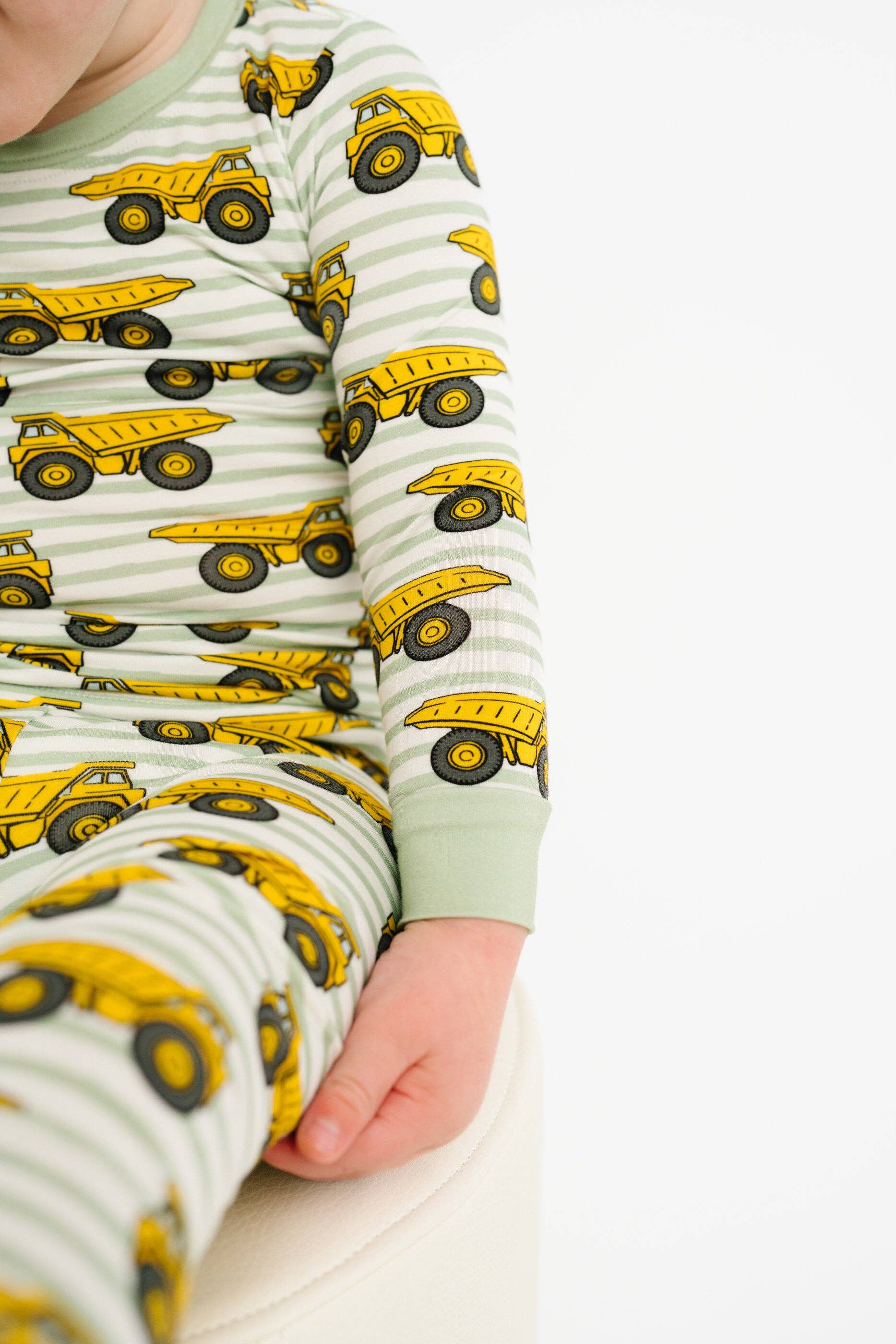 Dump Trucks Bamboo 2 Piece Set