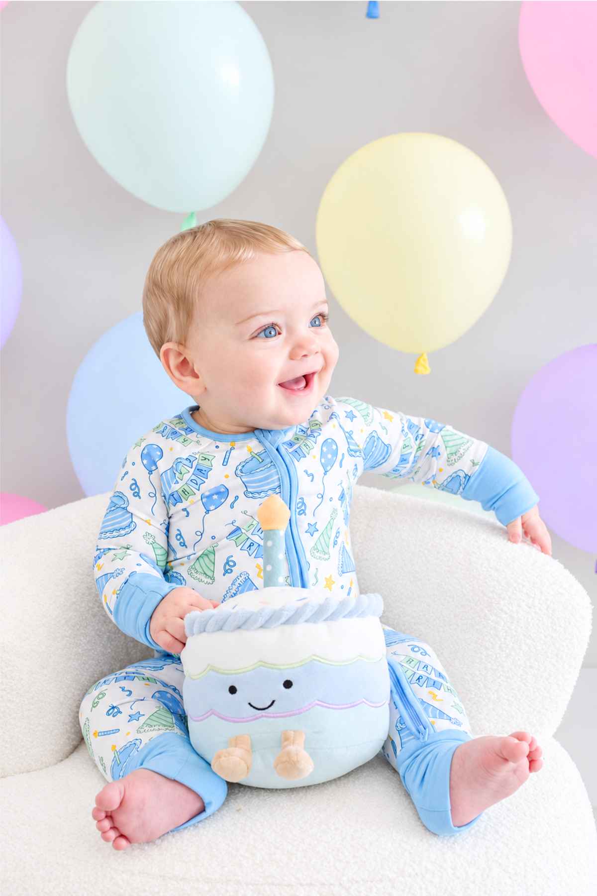 Cuddle Plush Friends | Sprinkles Birthday Cake